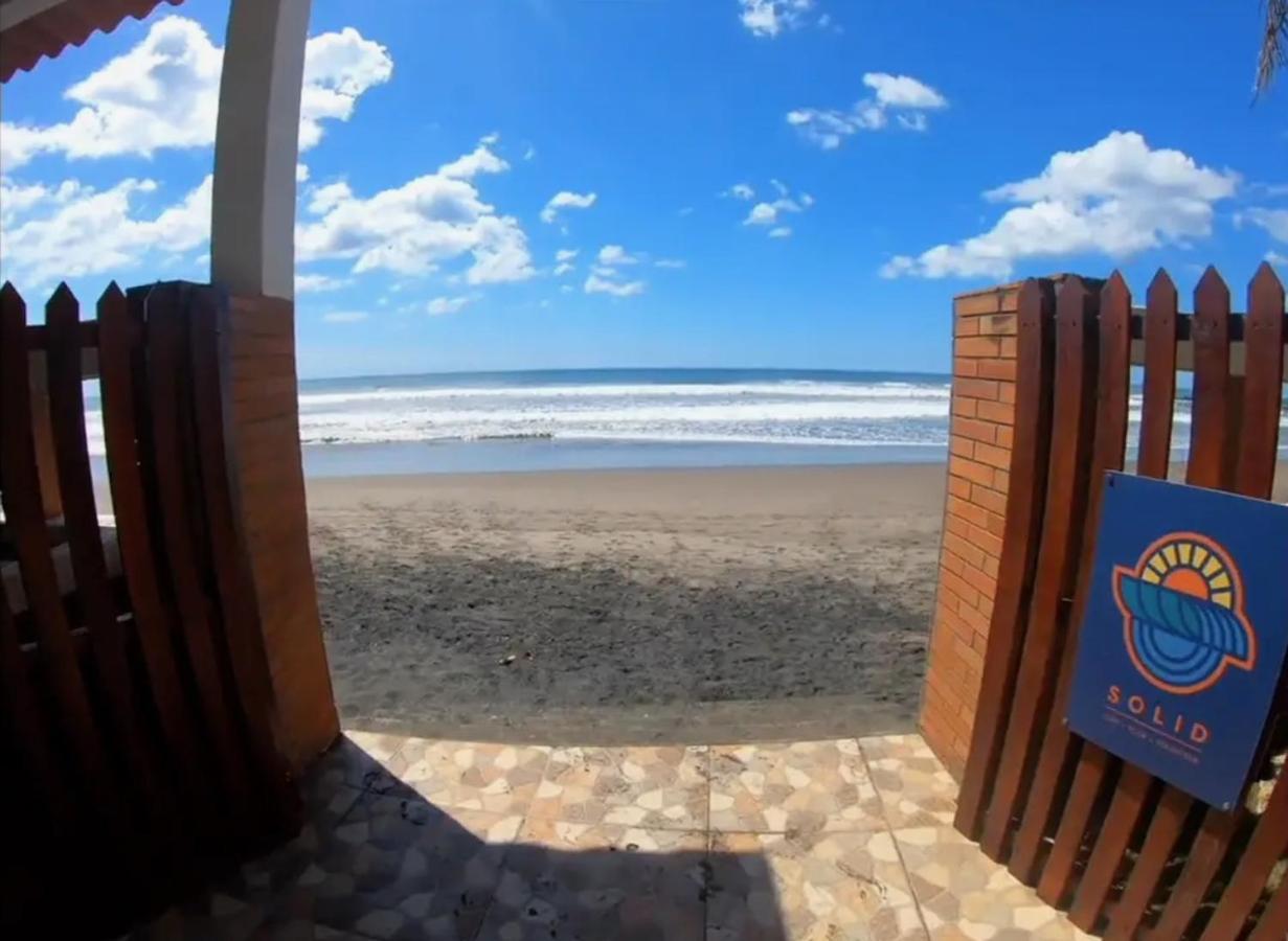 Solid Surf Camp Hostel Nicaragua Transito Экстерьер фото