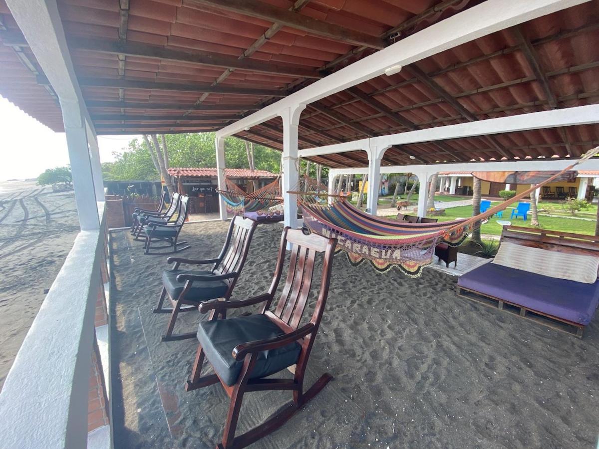 Solid Surf Camp Hostel Nicaragua Transito Экстерьер фото
