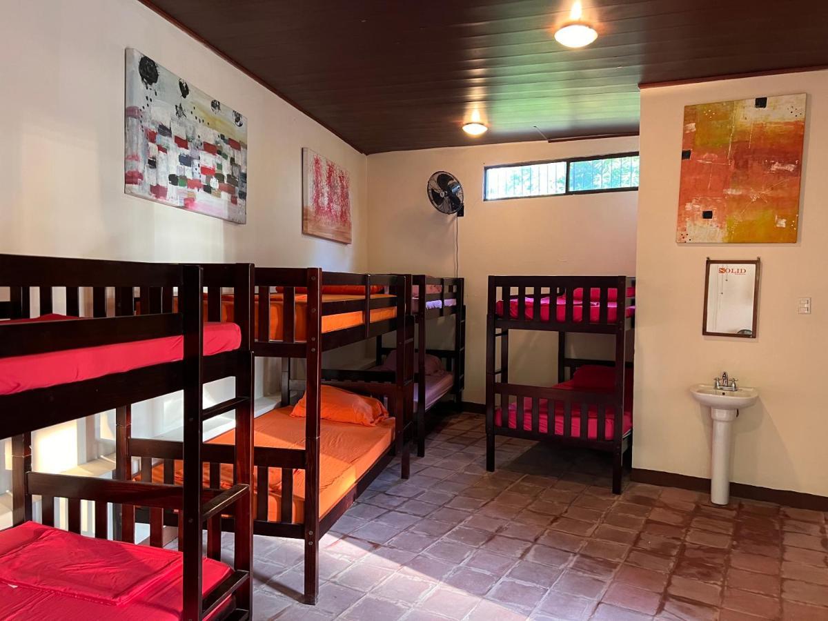 Solid Surf Camp Hostel Nicaragua Transito Экстерьер фото