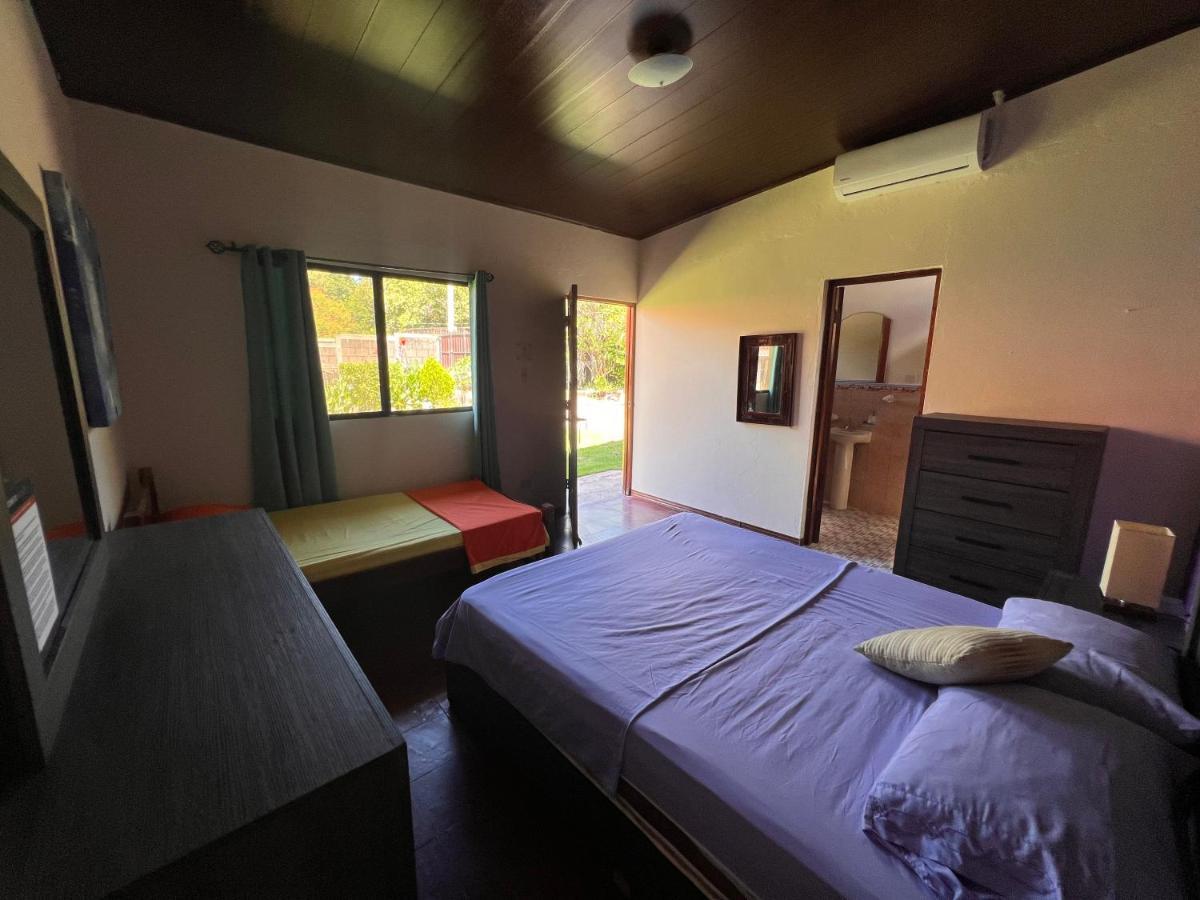 Solid Surf Camp Hostel Nicaragua Transito Экстерьер фото